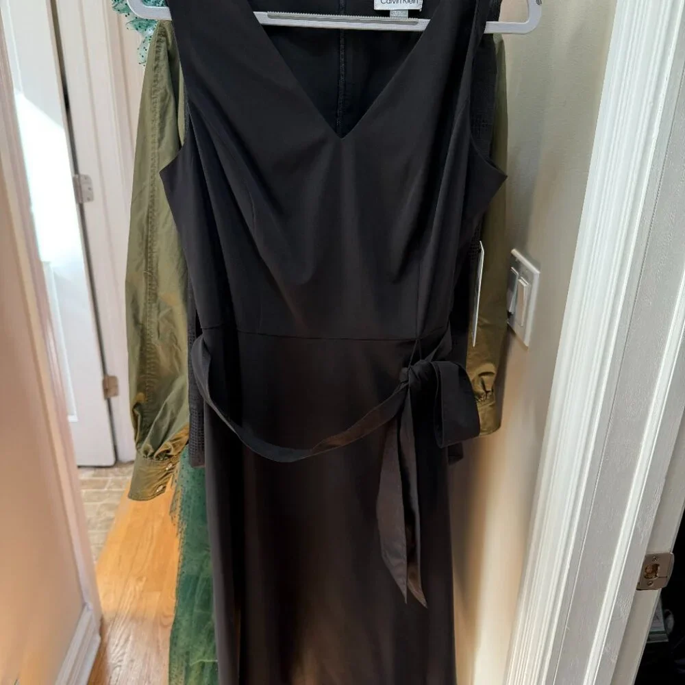 Calvin Klein Commuter V-Neck A-Line Dress - Picture 6 of 10